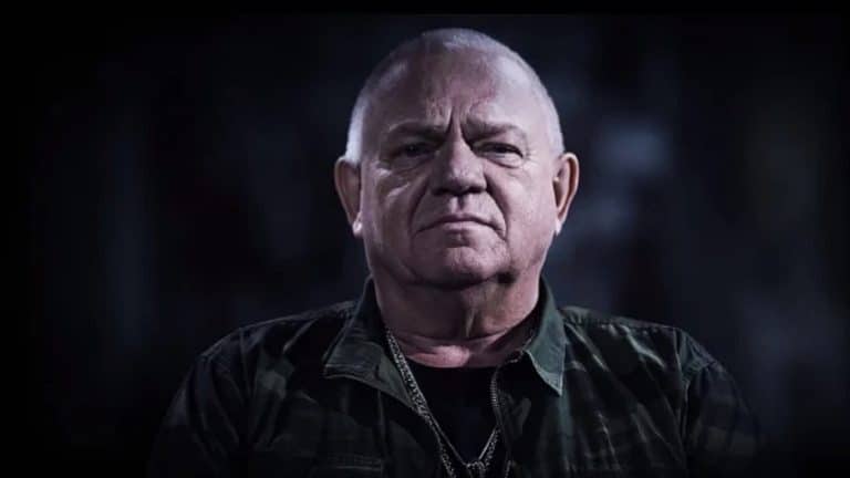 Udo Dirkschneider est “toujours en colère” contre Wolf Hoffmann pour avoir “volé” le nom de Accept