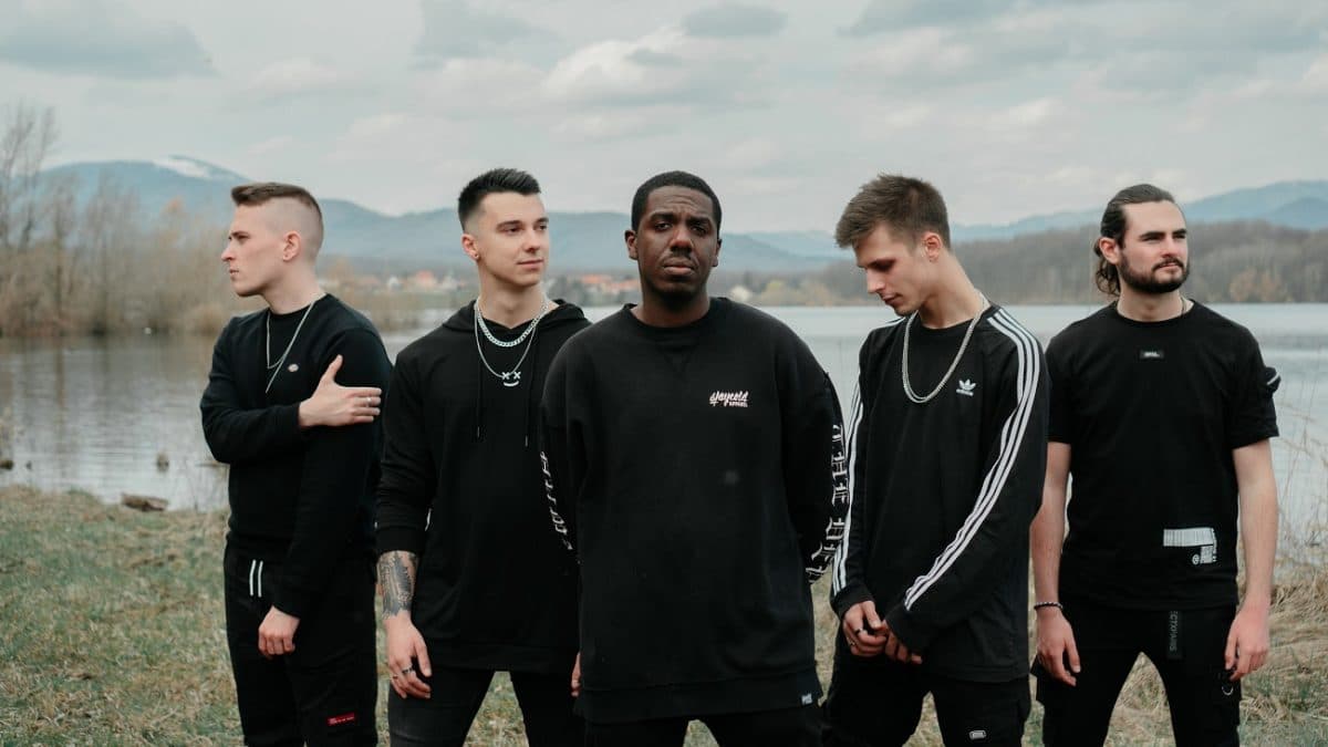 Les Français de A Bitter End sortent un nouveau single, 02:00 AM