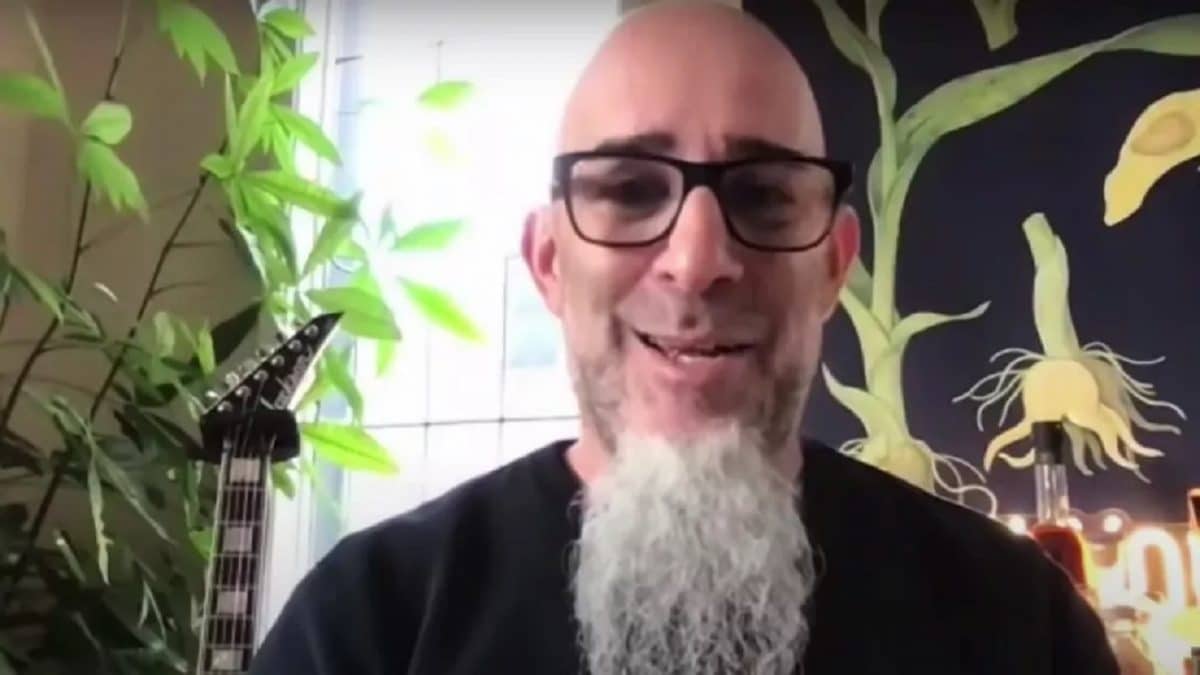 Scott Ian de Anthrax admet qu&rsquo;il était « fou de jalousie » lorsqu&rsquo;il a entendu Metallica pour la première fois