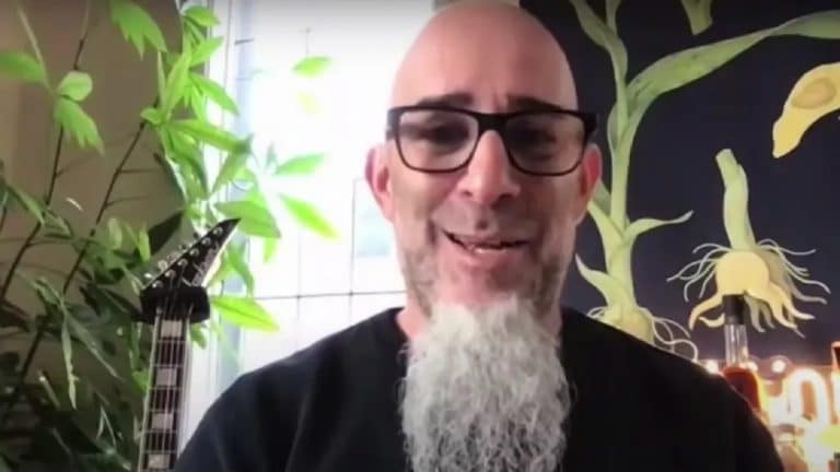 Scott Ian de Anthrax admet qu’il était “fou de jalousie” lorsqu’il a entendu Metallica pour la première fois