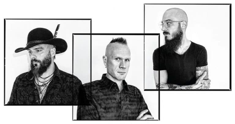 Times Of Grace (avec des membres de Killswitch Engage) annonce son nouvel album, Songs Of Loss And Separation (détails & single)