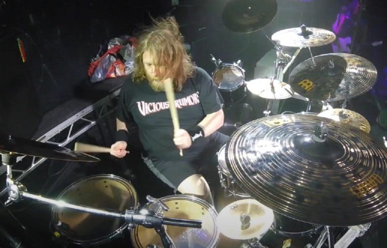 Le batteur de Death Angel est sorti d’un coma de 12 jours, à la suite de son combat contre le coronavirus