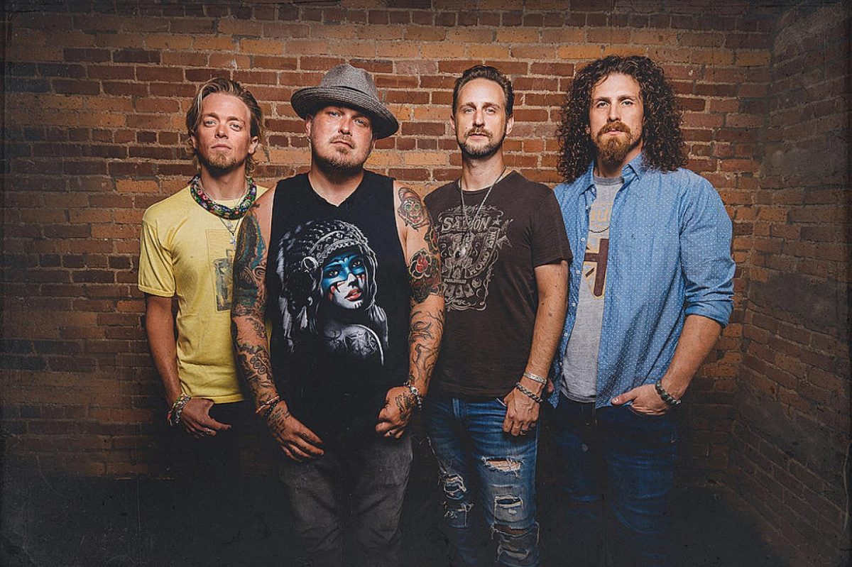 Black Stone Cherry : Jon Lawhon, le bassiste cofondateur, quitte le groupe