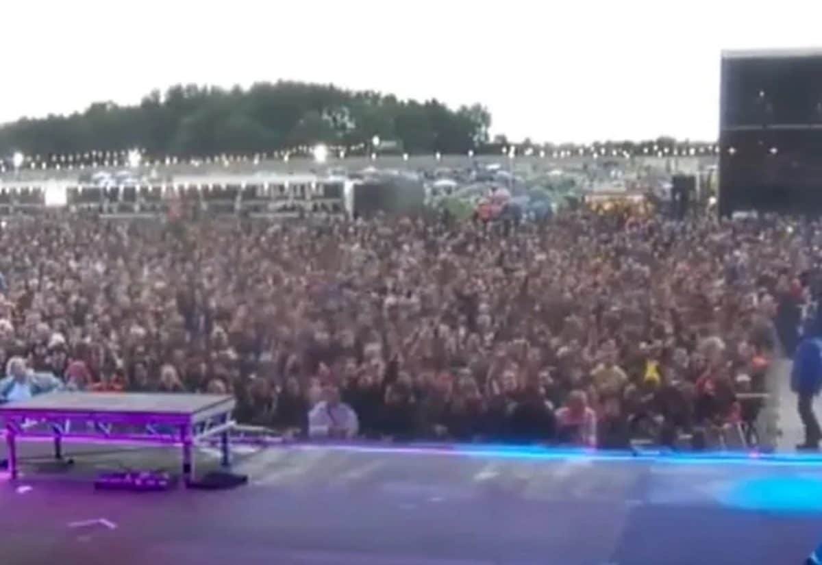 Download Pilot : 10 000 fans de Rock et Metal au premier festival post-Covid au Royaume-Uni