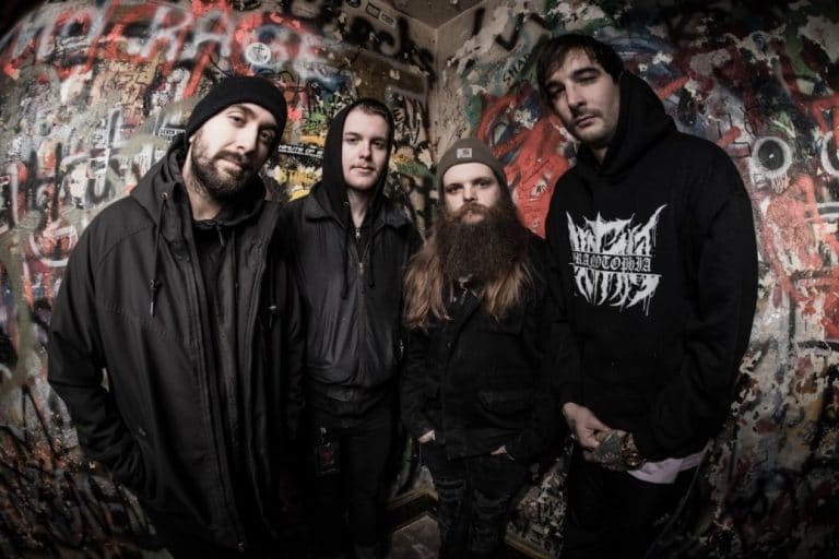 Signs Of The Swarm annonce son nouvel album Absolvere et partage le clip vidéo du premier single, Totem