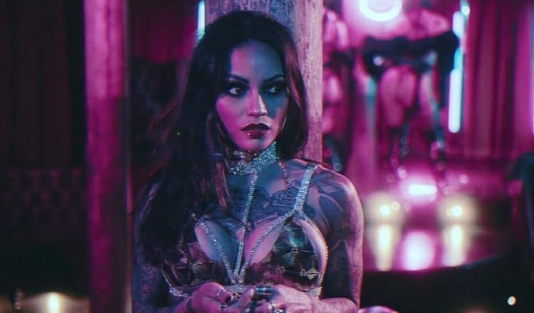 Dagoba, le groupe de Metal français, sort un clip vidéo inspiré de Blade Runner, Drive et Akira pour son nouveau single, The Hunt