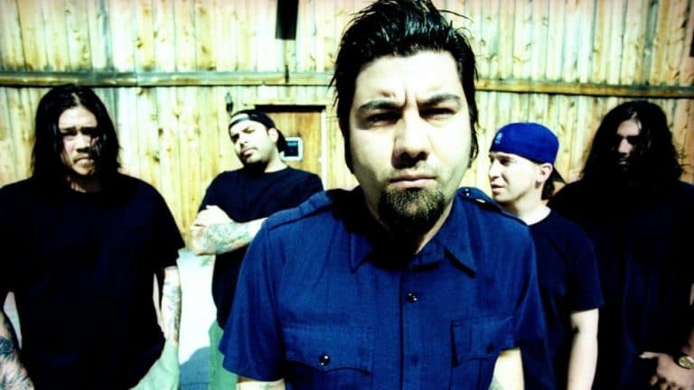 10 chansons moins connues de Deftones que tout le monde devrait écouter !