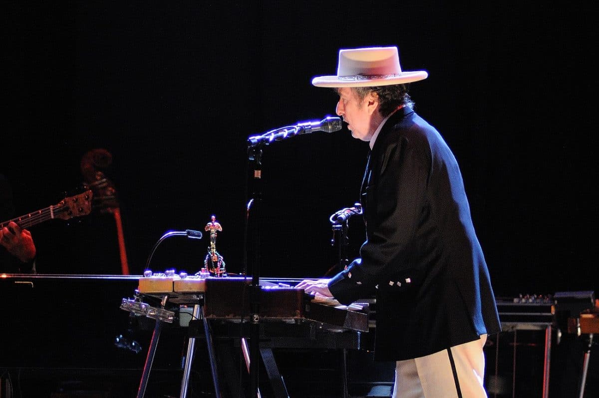 Bob Dylan poursuivi pour des abus sexuels présumés sur une enfant de 12 ans en 1965