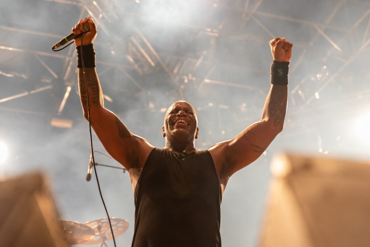 Sepultura annonce un coffret de 5 albums, Sepulnation : The Studio Albums 1998-2009 !