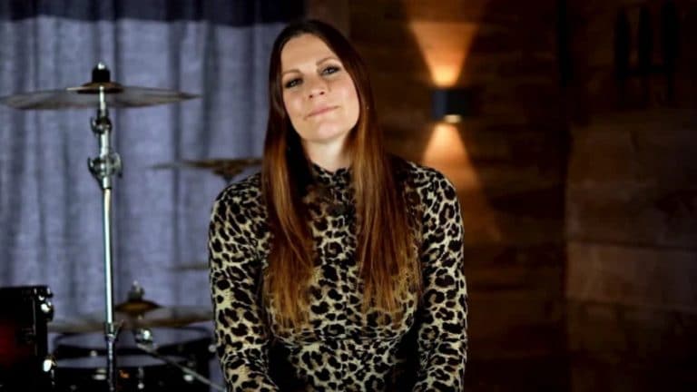 Floor Jansen : “J’aimerais trouver un moyen de combiner une carrière solo avec Nightwish”