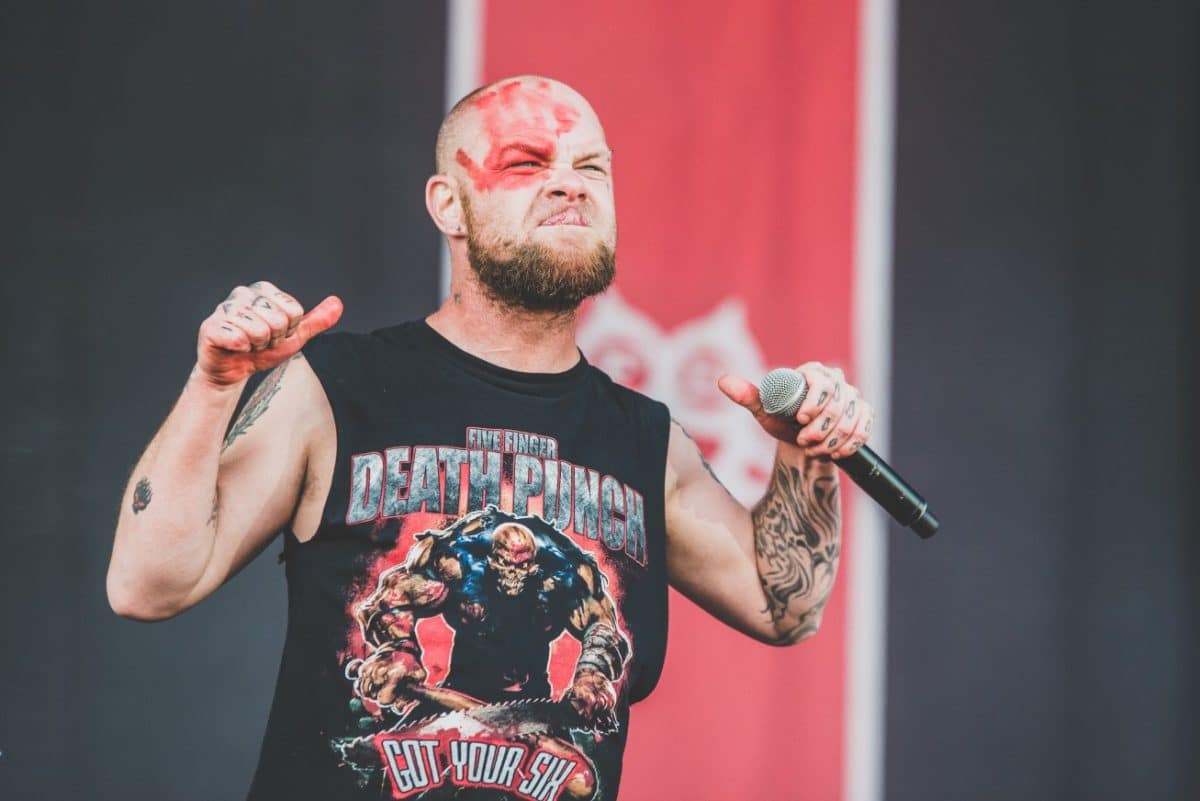 Retrouvez Five Finger Death Punch, Lorna Shore, Soilwork et tous les incontournables de la semaine dans la playlist Metal Hebdo