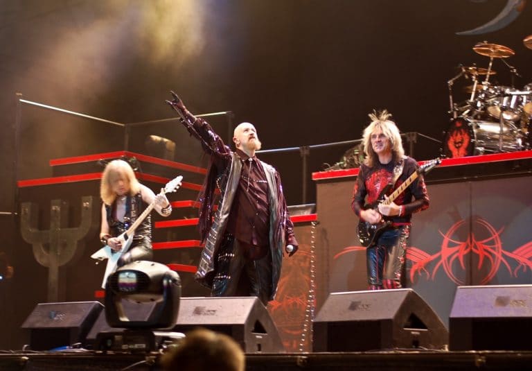 Les Binks révèle que Judas Priest jouera avec trois guitaristes et deux batteurs lors de la cérémonie d’intronisation au Rock And Roll Hall Of Fame