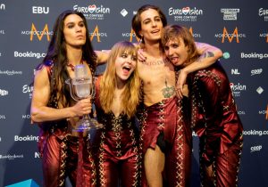 Iggy Pop collabore avec Måneskin pour une nouvelle version de I Wanna Be Your Slave !