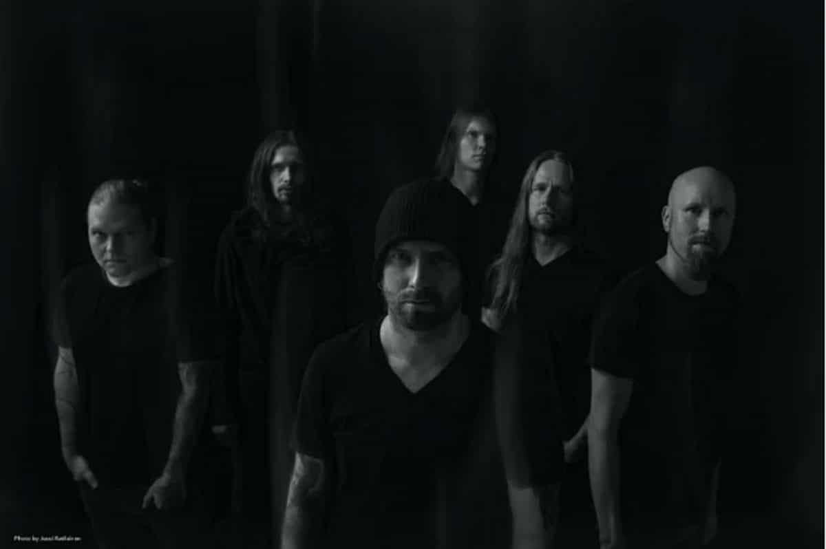 Swallow The Sun annonce son nouvel album, Moonflowers : « Je sais bien que je ne devrais pas dire ça, mais je déteste profondément cet album »