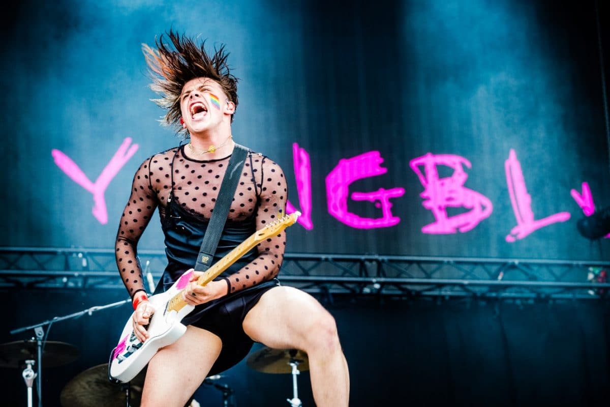 Yungblud fait une reprise explosive d’un classique de Kiss pour la bande originale de The Fall Guy