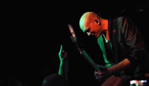 Devin Townsend retarde de deux semaines la sortie de The Puzzle et Snuggles