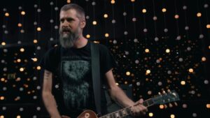 Caspian : Le guitariste Erin Burke-Moran quitte officiellement le groupe !