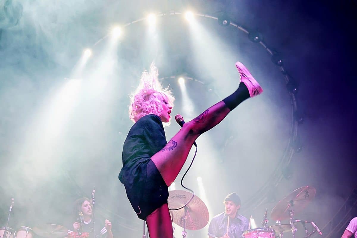 Hayley Williams (Paramore) considère Turnstile comme “son Fugazi”, certains fans s’interrogent