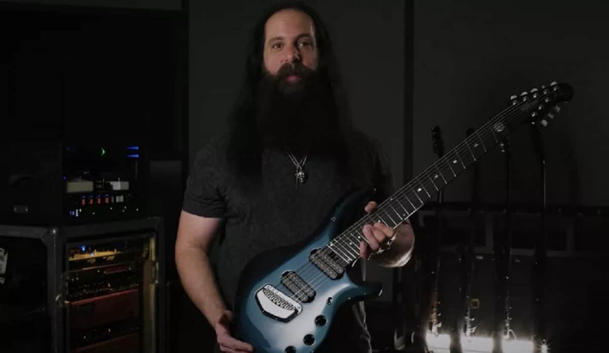John Petrucci de Dream Theater : “J’ai toujours été influencé par des gars comme David Gilmour, Neal Schon et Gary Moore. Ils sont phénoménaux”