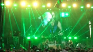 Regardez Kirk Hammett de Metallica rejoindre Judas Priest pour interpréter The Green Manalishi