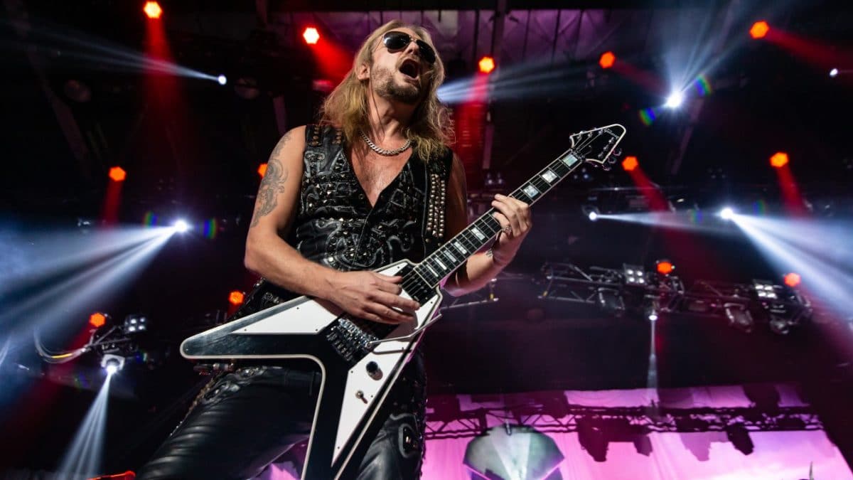 Richie Faulkner (Judas Priest) révèle qu’il a été victime d’un AVC qui lui a laissé des “séquelles permanentes” : “Peut-être que cela aidera quelqu’un d’autre. C’est pour ça que j’en parle aujourd’hui”