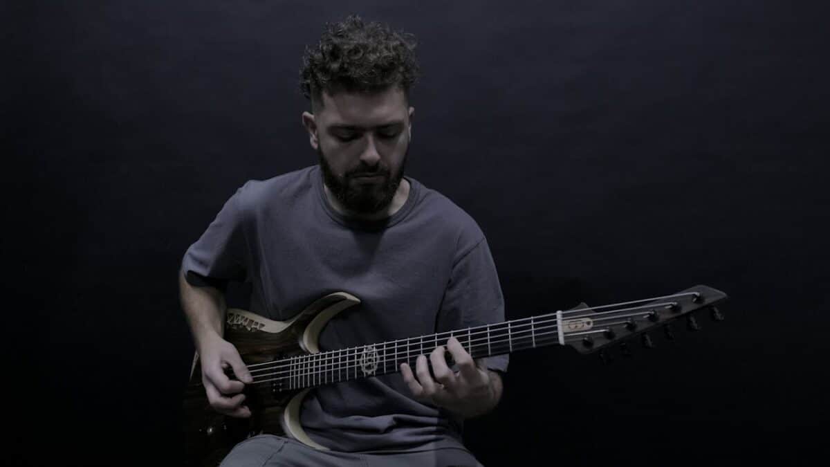 Le guitariste de Jinjer : « J&rsquo;ai presque de la peine pour ceux qui viennent à nos shows, parce qu&rsquo;on va les écraser »