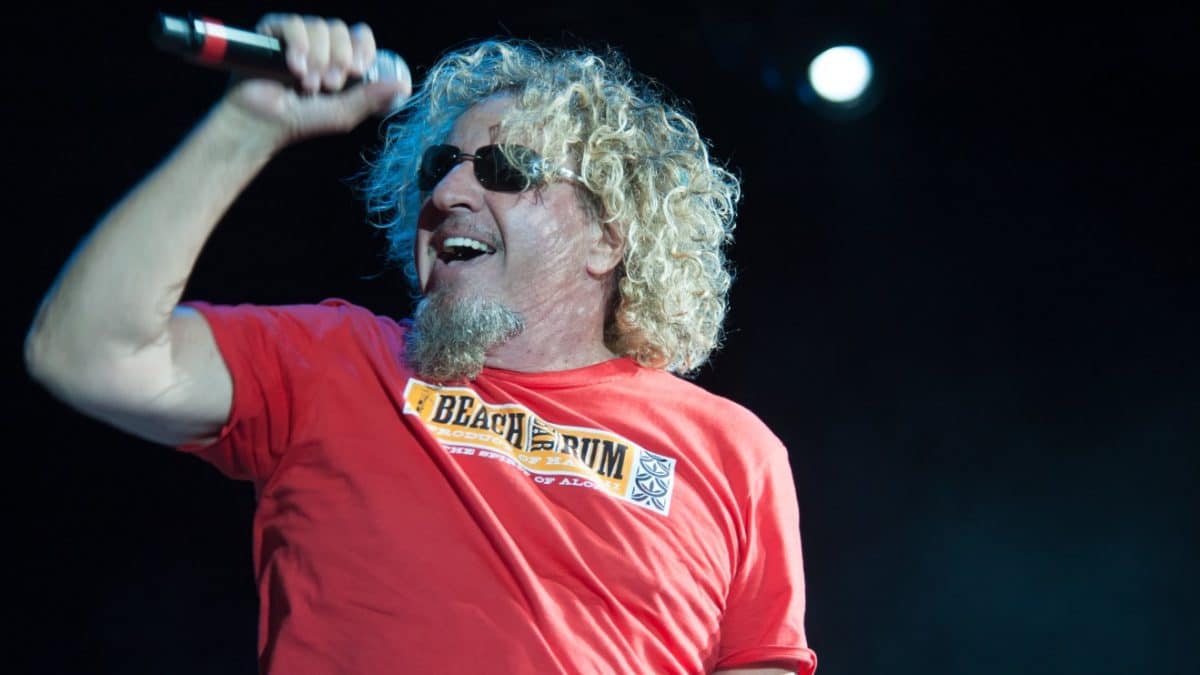 Sammy Hagar interprète la dernière vente aux enchères d’Alex Van Halen comme sa façon de dire adieu à sa carrière musicale