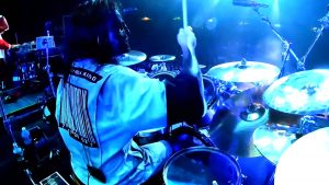 Regardez Jay Weinberg de Slipknot jouer The Negative One en direct