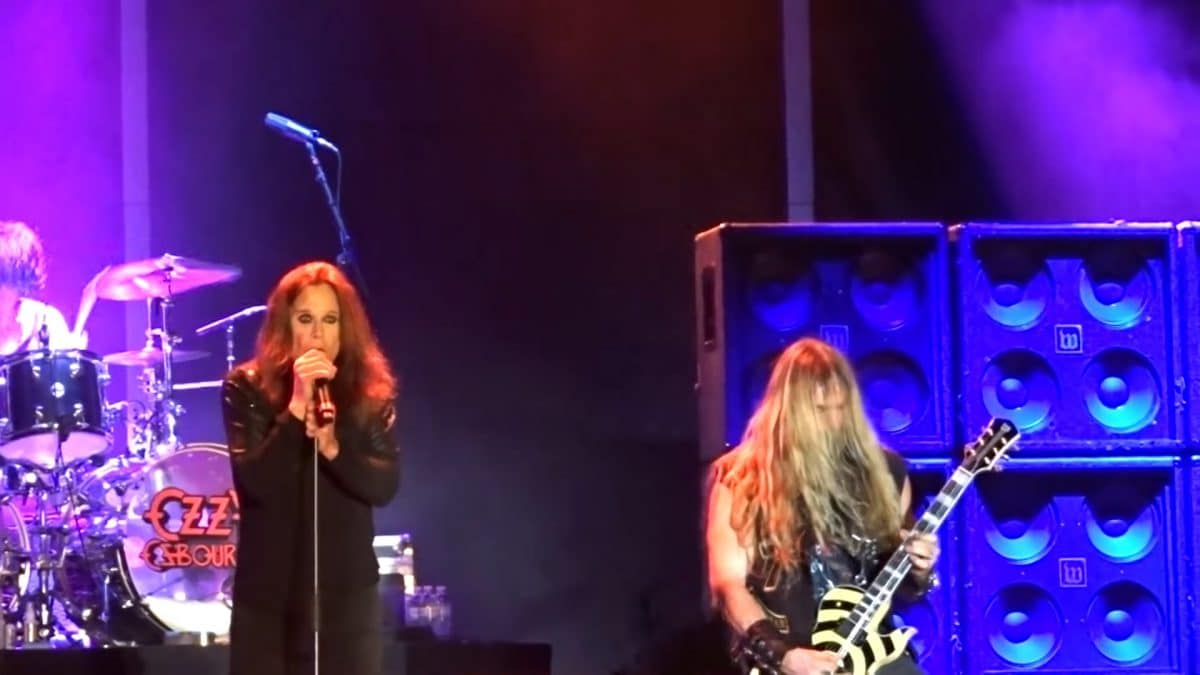 Ozzy Osbourne partage une dernière chanson avant la sortie de son nouvel album, Nothing Feels Right (ft. Zakk Wylde)