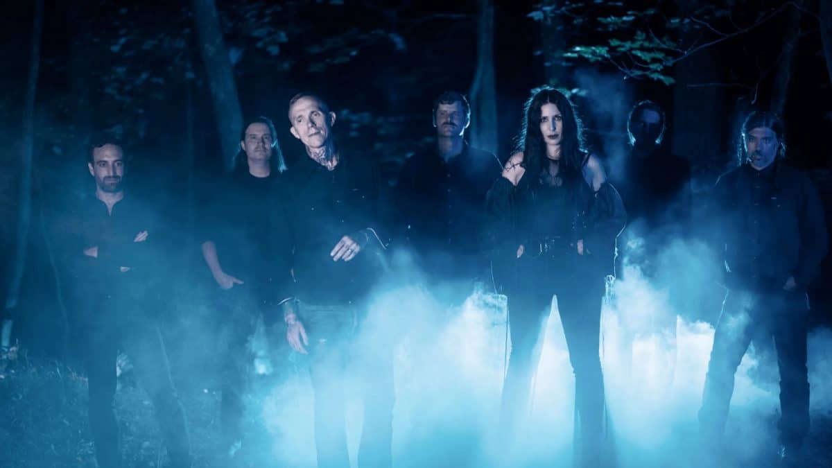Le Metal et les influences gothiques s&rsquo;allient à merveille sur le nouveau single de Converge et Chelsea Wolfe, Coil