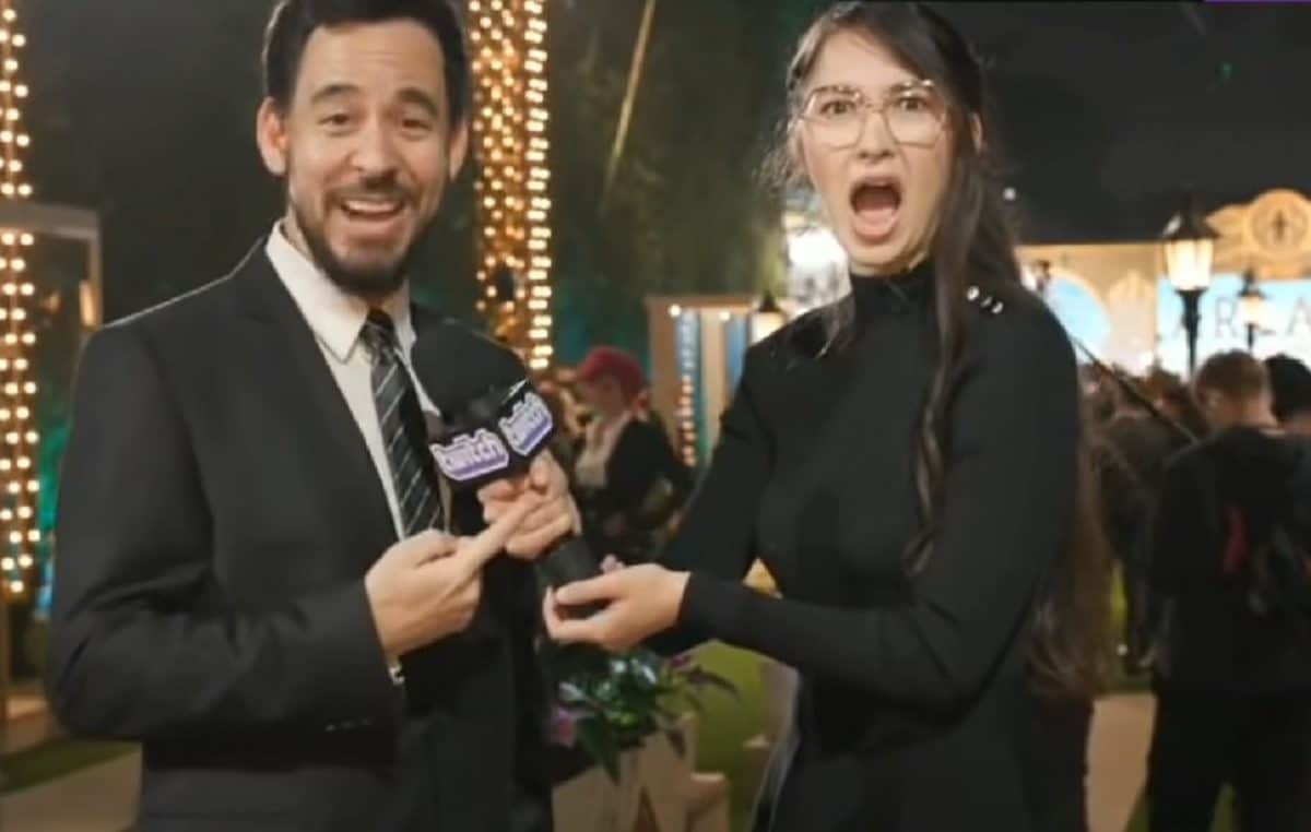 Une streameuse de Twitch ne savait pas qu&rsquo;elle interviewait Mike Shinoda de Linkin Park (le choc est total)
