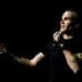 « Je suis assez intelligent pour ne pas revenir » : Henry Rollins explique pourquoi il ne reviendra pas sur scène malgré sa carrière légendaire