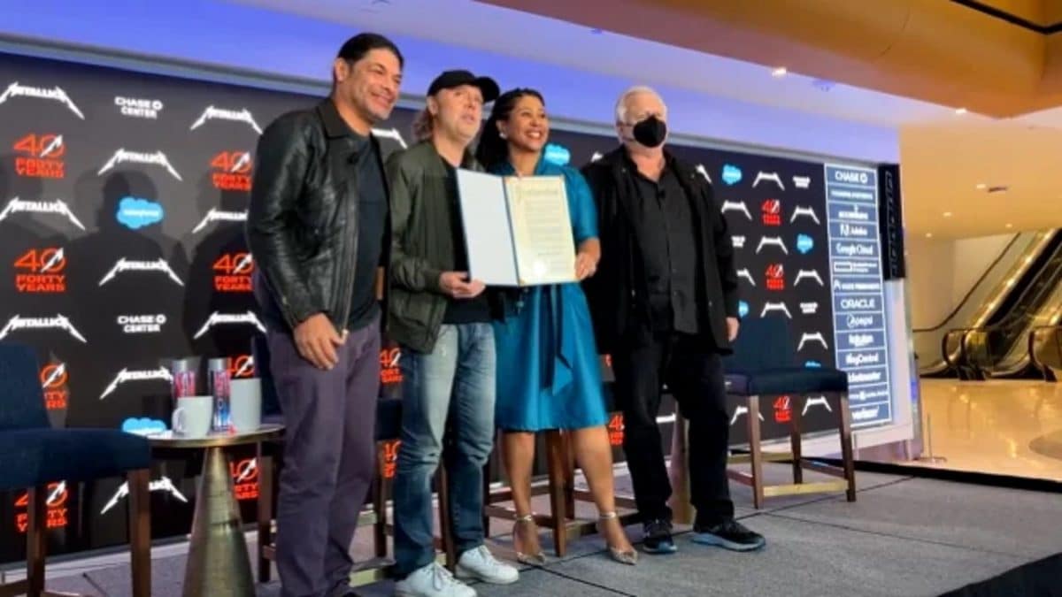 Le « Metallica Day » est proclamé à San Francisco ; le groupe est honoré par le gouverneur de Californie