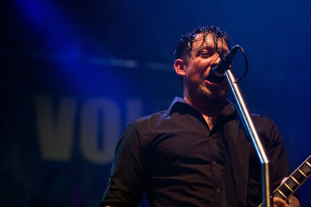 Michael Poulsen, de Volbeat, à propos du succès radiophonique du groupe : « Nous ne le comprenons pas »