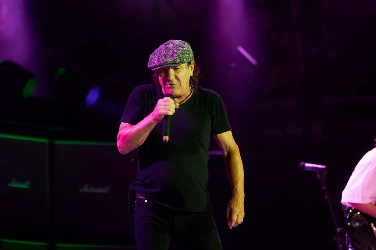 Brian Johnson espère qu’AC/DC fera plus de musique : “J’aimerais bien”
