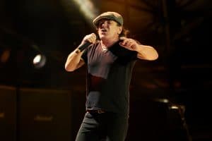 Voici une vidéo pro du concert d’AC/DC à Séville