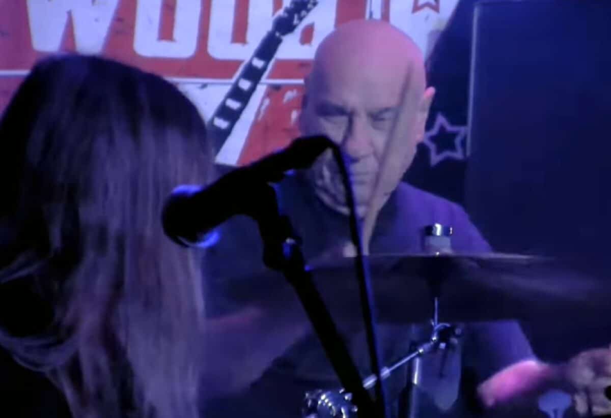 Le batteur originel de Black Sabbath dit qu&rsquo;il n&rsquo;est plus en colère contre ses anciens camarades : « Je suis en paix avec moi-même et avec eux »