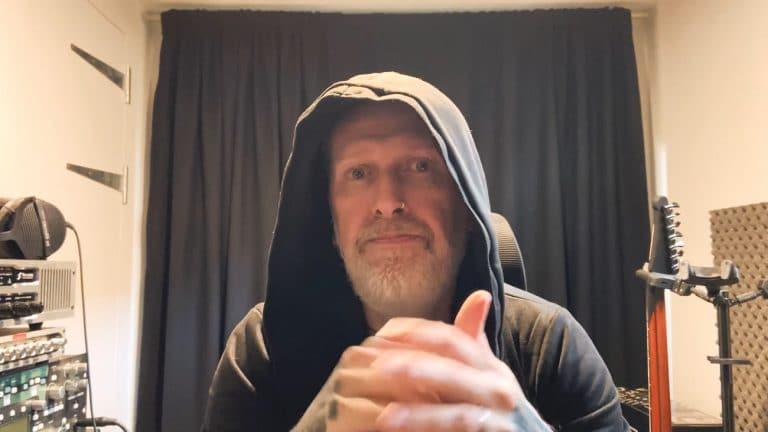 Le guitariste de Paradise Lost : “Il ne faut pas se prendre trop au sérieux”