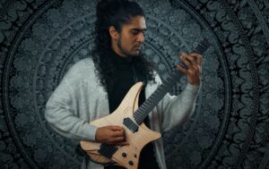 L&rsquo;artiste de metal progressif Al Mu&rsquo;min affirme avoir « refoulé » Kendall Jenner dans une vidéo bizarre diffusée sur YouTube