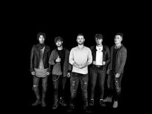 Asking Alexandria tease une nouvelle version de Faded Out avec Within Temptation