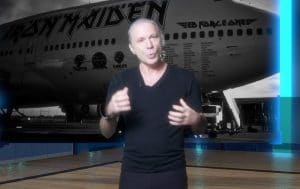 Bruce Dickinson de Iron Maiden donne des conseils sur le cancer : “La moitié d’entre nous aura un cancer”