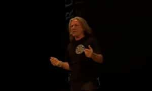 Iron Maiden : Bruce Dickinson explique pourquoi il a dû quitter le groupe il y a presque 30 ans