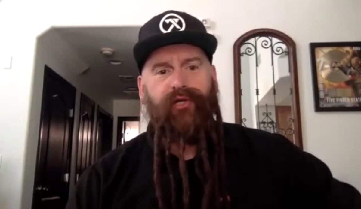 « Cette rechute a été une bénédiction » : Chris Kael, bassiste de Five Finger Death Punch, parle de son chemin semé d’embûches vers la sobriété