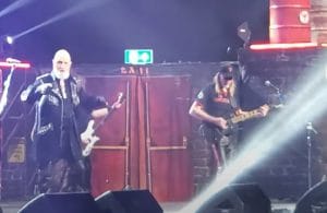 Regardez Glenn Tipton rejoindre Judas Priest sur scène à Las Vegas