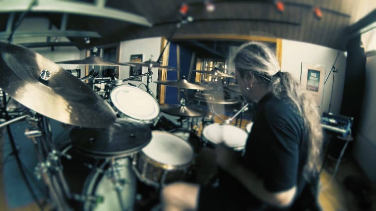 Tomas Haake, le batteur de Meshuggah, parle d’Immutable : “Les autres albums que nous avons faits ont toujours été très stressants, mais pas celui-ci”