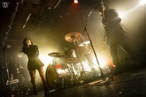 Regardez Against The Current jouer Blindfolded au Bataclan