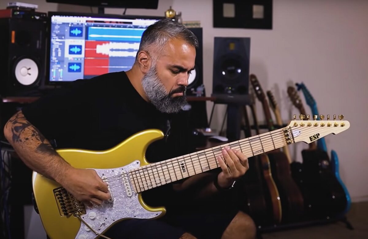 Javier Reyes d&rsquo;Animals As Leaders cite une chose sur laquelle les guitaristes en herbe devraient se concentrer plus que la technicité pure