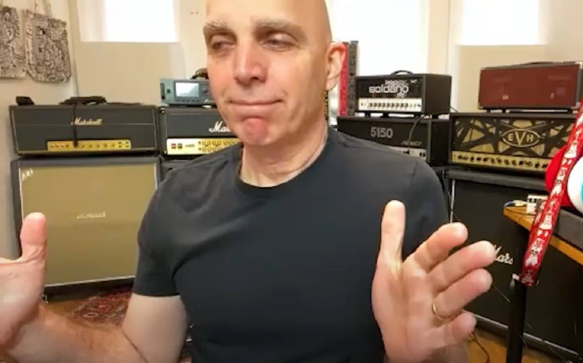 Joe Satriani explique pourquoi il n’a pas voulu intégrer Deep Purple : “Je me serais toujours senti coupable de devoir copier Ritchie…”