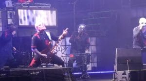 Regardez Slipknot jouer quelques chansons dans le cadre du Knotfest Roadshow !