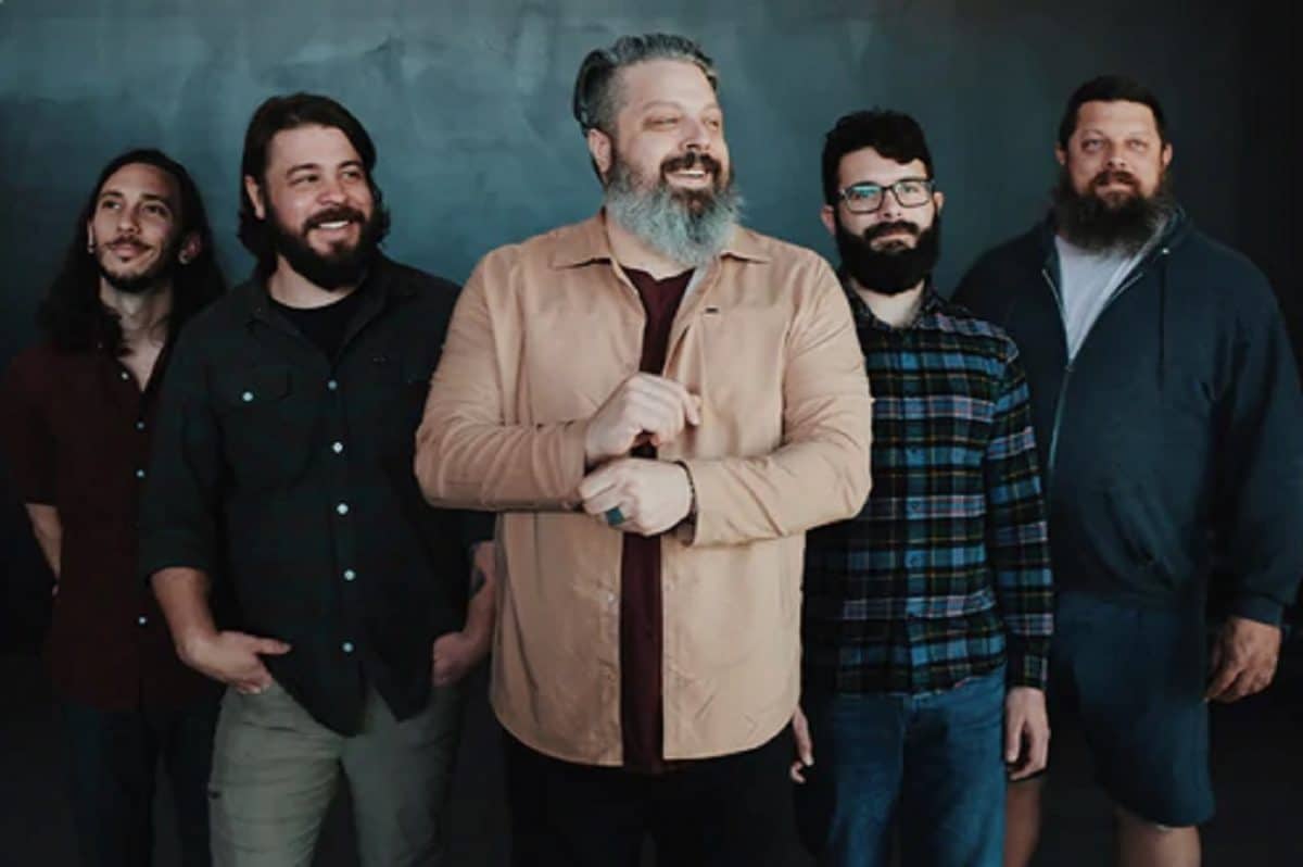 The Dear Hunter annonce son nouvel album, Antimai, et publie le premier single